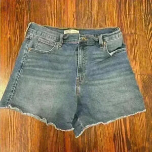 Signature For Levi’s Strauss High Rise Jean Shorts Sz 12 W31